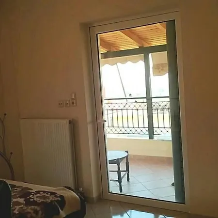 Beautiful & Cosy 5-bedroom - Peloponnese Villa