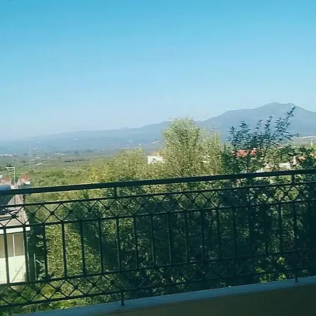 Beautiful & Cosy 5-bedroom - Peloponnese Villa *