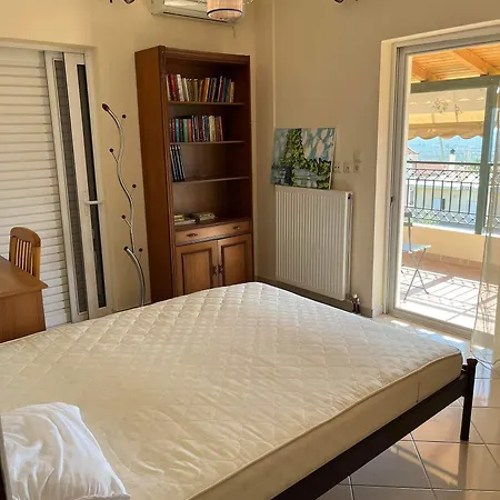 Beautiful & Cosy 5-bedroom - Peloponnese *