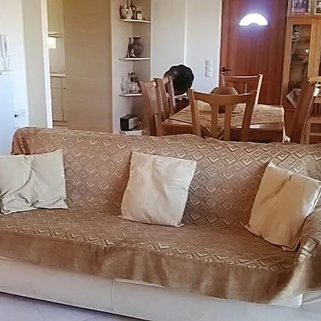 Beautiful & Cosy 5-bedroom - Peloponnese Villa Pídhima